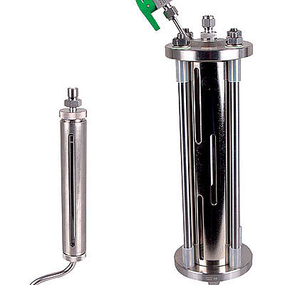 burettes pour addition de liquides dans un réacteur sous pression
