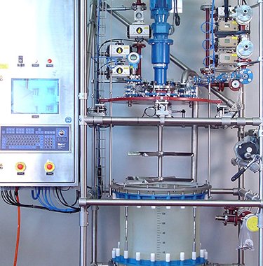 SPPS with automated dosing using load cells (gravimetric dosing) 