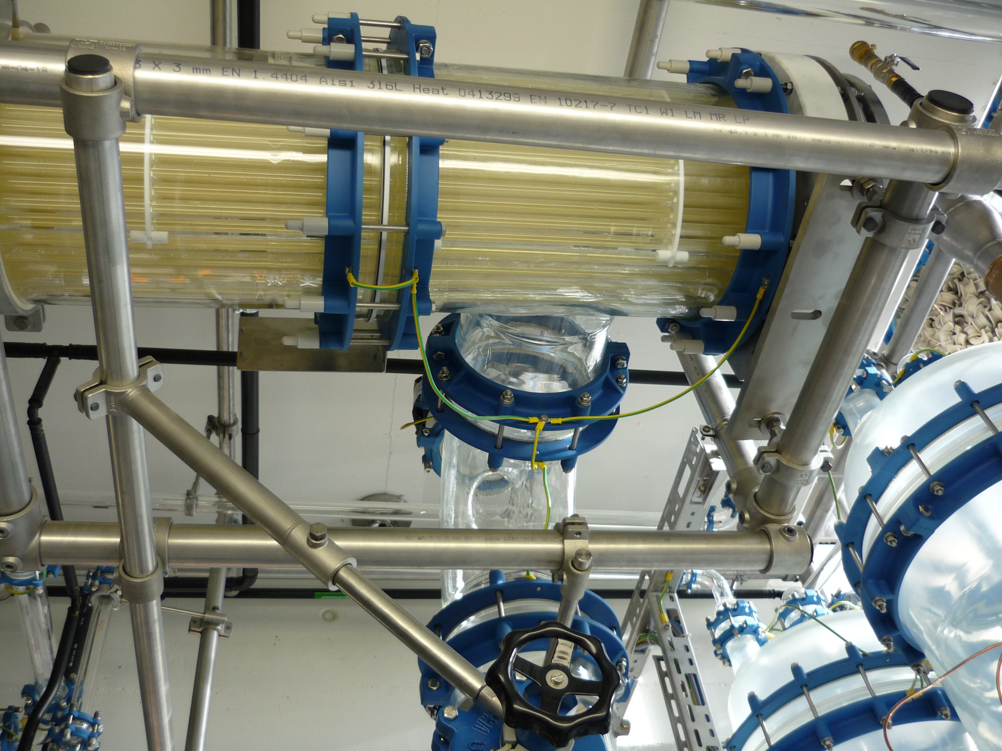 DN400 heat exchanger with borosilicate glass shell and tubes 