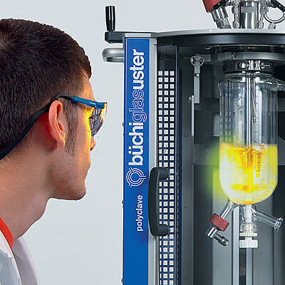 Observation visuelle avec réacteur sous pression en verre