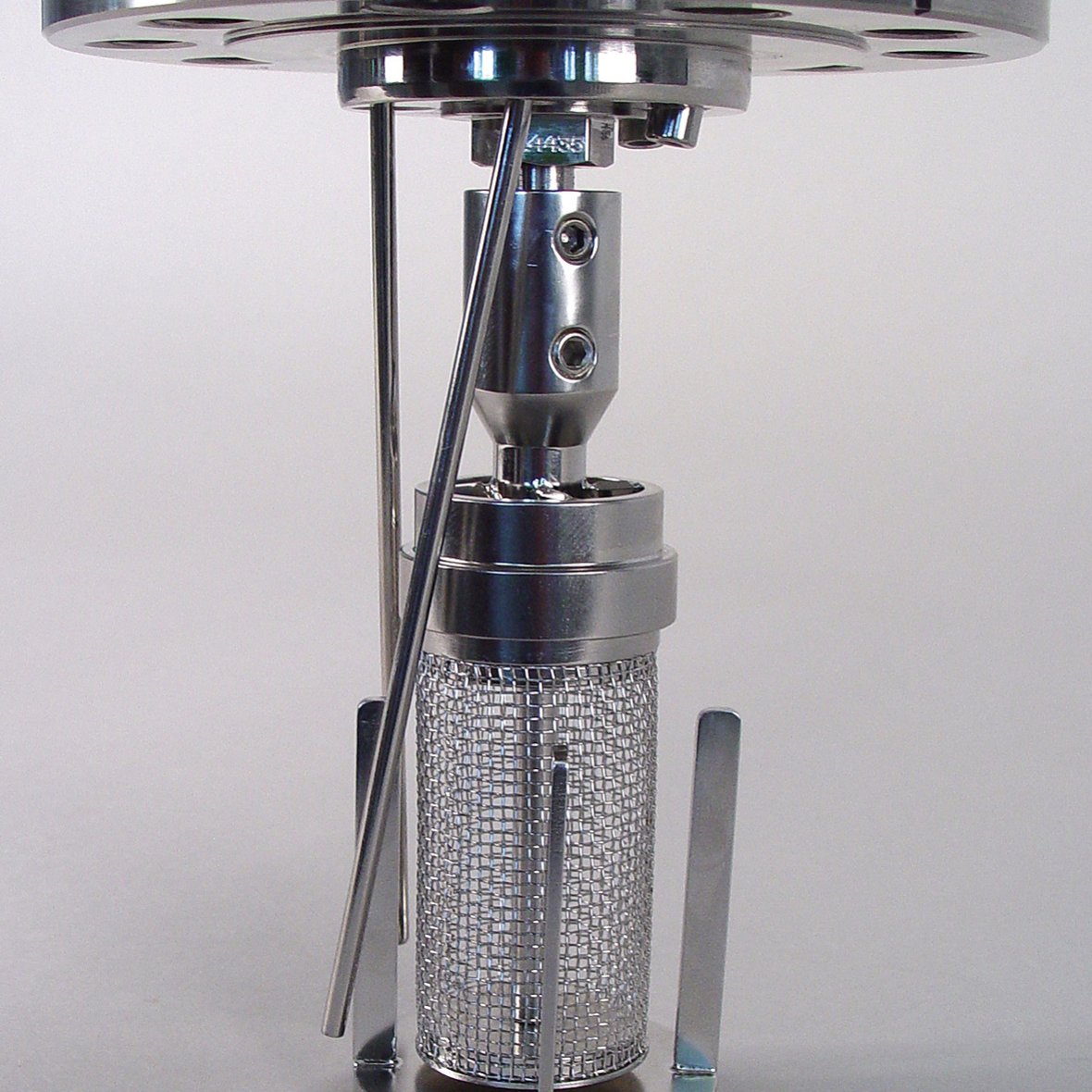 spinning catalyst basket