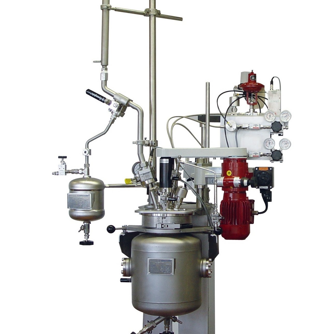 reflux distillation under pressure