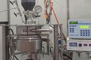 midiclave pressure reactor at Empa