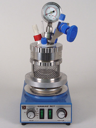 miniclave inert 50 ml玻璃反应釜在加热板搅拌器上